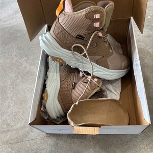 Hoka One One Brown Hiking-Style Athletic Boots with Pink and Orange Accents